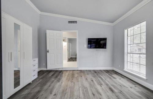 Luxurious 5BR 2BA Holiday Home with Pool, Grill, Sauna & Game Room - Foto 20