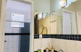 Ape com Horta, Cama Casal Queen, SmartTV, Ar, WiFi e Vaga na garagem - Foto 9