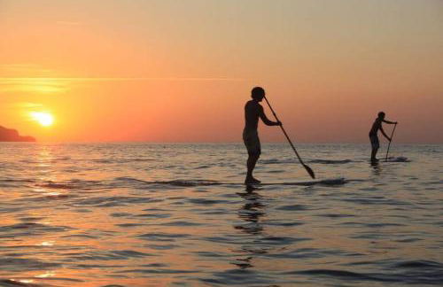 Refúgio dos sonhos - piscina de borda infinita e hidromassagem com vista - Foto 74