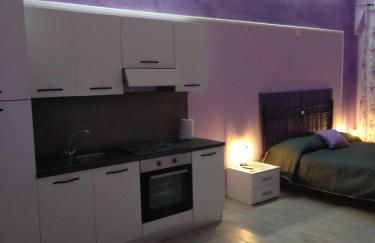 ALLOGGIO VIOLA nel CUORE DI SORIANO - Foto 1