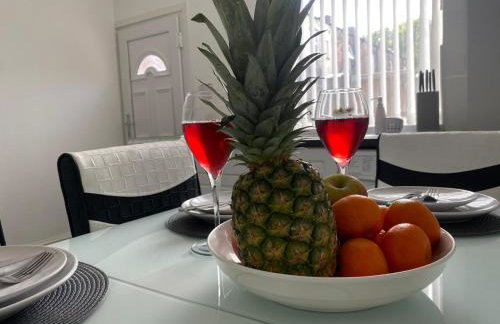 Cosy Cheerful 2 Bedrooms Near Piccadilly, Etihad Stadium Sleeps up to 5 - Foto 16