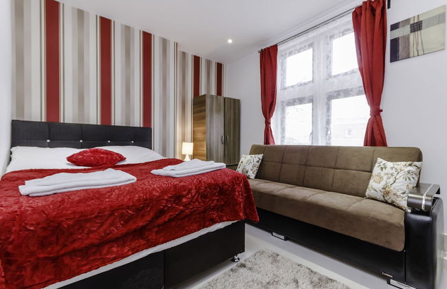 City Gate Serviced Apartments - Photo 2