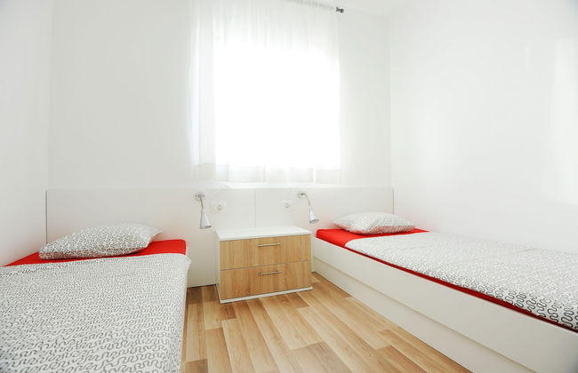 Apartments Hills - Photo 10