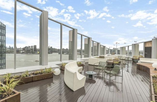 Stylish 1-bed Apartment in London - Photo 9