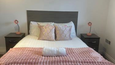 59 MINT DRIVE 2 Bedrooms with CAR Or Van PARK,WIFI,NETFLIX No Deposit Required - Foto 2