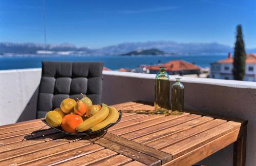 Villa Ming - pool, sea-view and peace - Photo 4