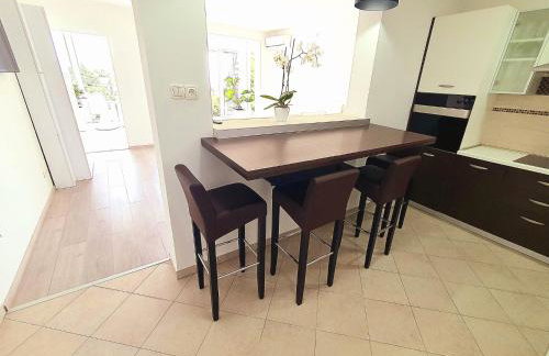 Pool and Jacuzzi Luxury Apartments - Foto 20