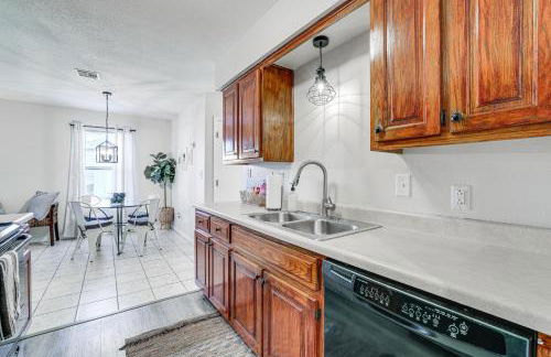 Visit Route 66! Pet-Friendly Joplin Gem with Yard - Foto 9