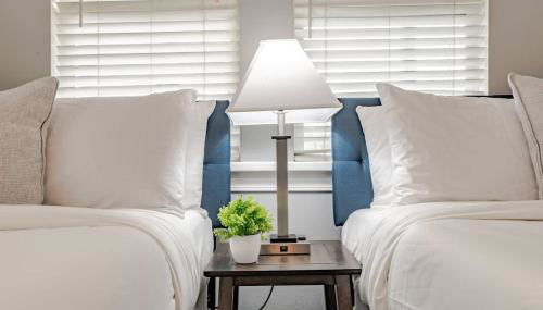 Sunny Side at Dog River-Dock, Lake, Fenced Yard - Foto 4