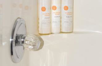 Peak View Corvallis - Spacious Outdoor Dining w/Fire Table - Close to Downtown & OSU - Foto 16