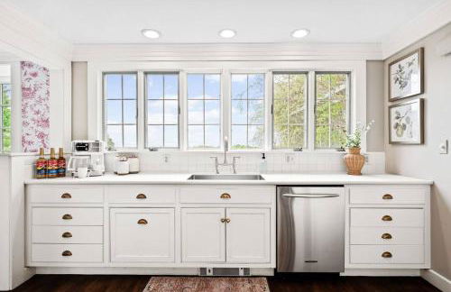 Cranberry Hill | 9 BR 22 Acre Estate | Sleeps 24 - Photo 26