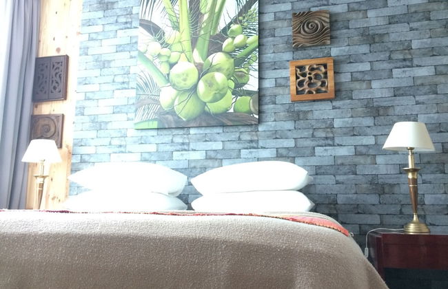 Lawang Suite Apartment With Balcony - Photo 2