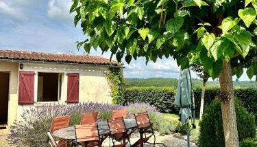 Aux Détours de l'Étang La Bergerie et sa piscine privative - Foto 2, Garden, Garden view