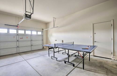 Game Room, Patio! Family-Friendly Goodyear Home - Foto 25