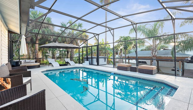 Canal Front Oasis With Pool in Palm Coast - Foto 2, Habitación