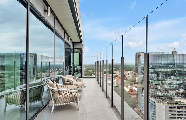 High-rise Apt Raleigh Free Parking Sunset View 1 - Foto 31