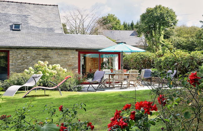 Cosy Holiday Home in Huelgoat With Terrace - Foto 16