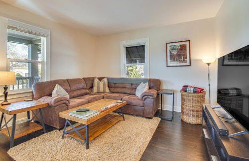 Walk to Fox River Grove Train Station and Hot Tub! - Foto 6