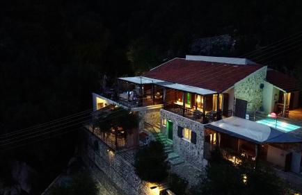 La Strade Apartments, Adults Only with Private Pool - Photo 27