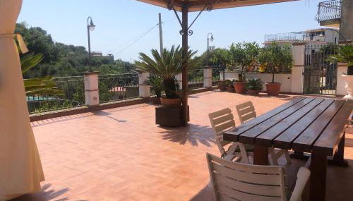 Donna Caterì - Photo 2