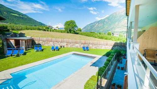 Residence Hochwart ***S - Photo 3, Garden, Garden view