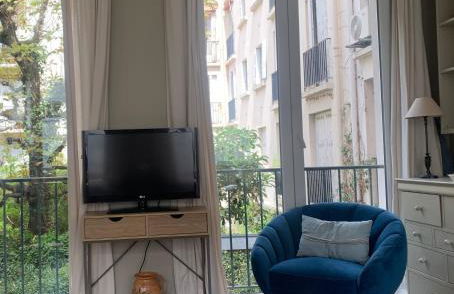 Porte Maillot-Charming and calm studio at Neuilly - Foto 1