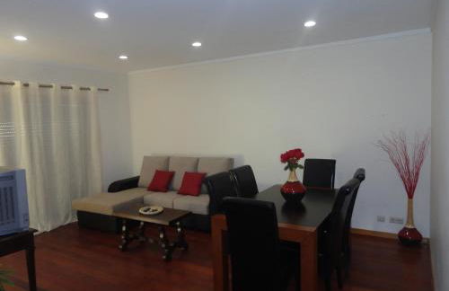 Beach front sunset apartment - Photo 13