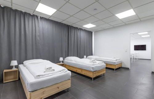 T&K Apartments 6 and 10 Room Apartment in Neuss for big Groups 22min to Fair DUS - Foto 16