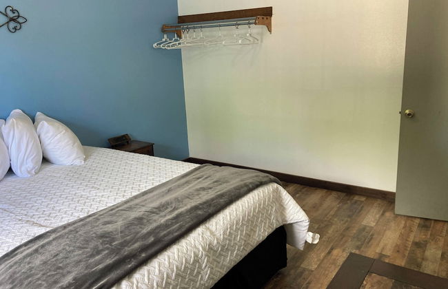 Gold Suites Rentals - Photo 2