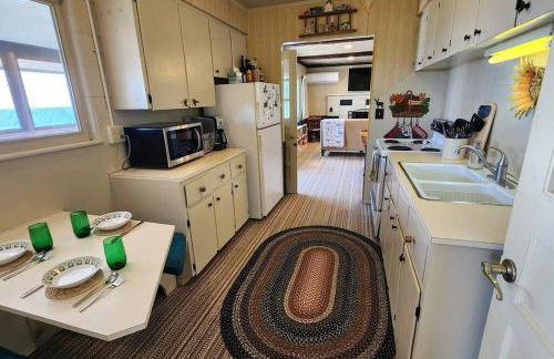 Relax on Lake Michigan at Reagan's Landing - Foto 8