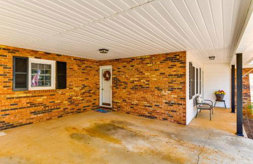 1 Mi to Dtwn Home with Fire Pit and Deck in Hudson! - Foto 36