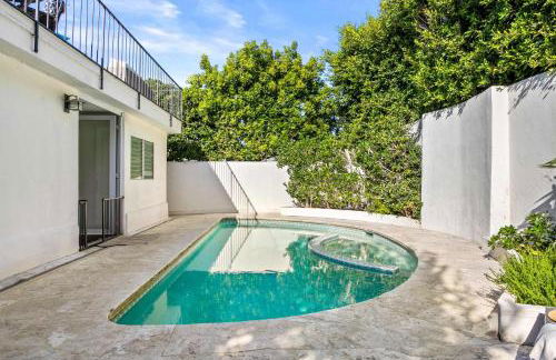 Sea Serenity Coastline Views and Pool - Photo 45