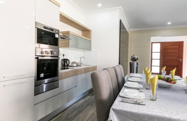 3 Bedrooms Exclusive Villa in Mass Media - Foto 8