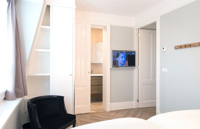 BizStay Park Central Executive - Photo 36