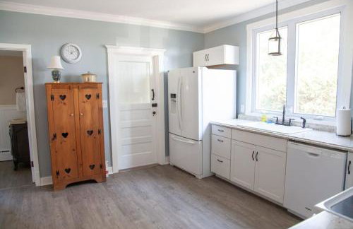 The Homestead Historic Charm & Big Backyard - Foto 10