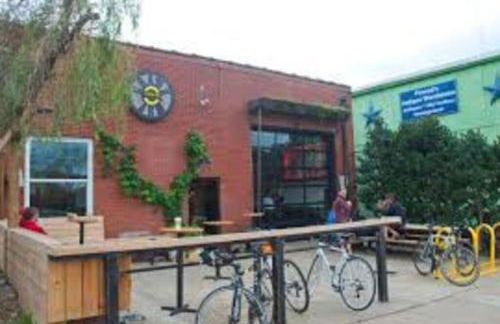 Warehouse District Modern Condo with Private Garage - Foto 35