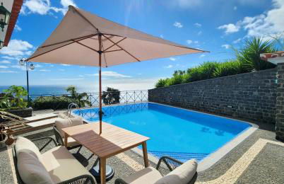 Villa Ocean Wave Calheta - Oversized Pool & Stunning Ocean Views - Photo 20