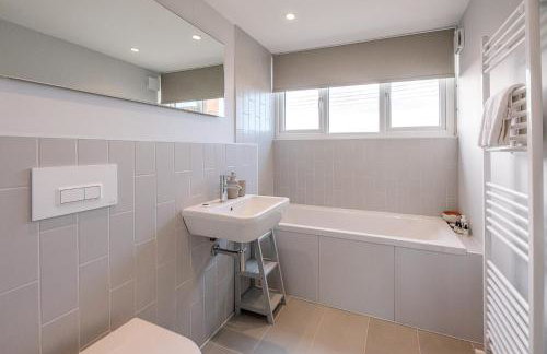 Chapel House, Alderton - Photo 17