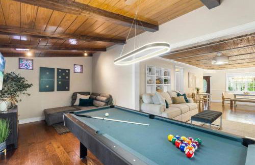 Tropical Oasis Located Near Lake With Pool and Hot Tub - Foto 20