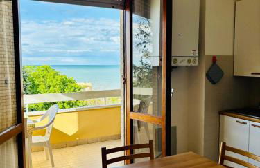 APPARTAMENTO VISTA MARE -E- con 2 camere da letto -Residence azzurro - Foto 1