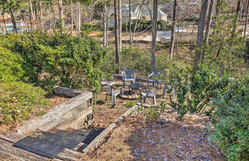 Luxe Lake House with Pool and Dock on Deep Water Cove! - Foto 34