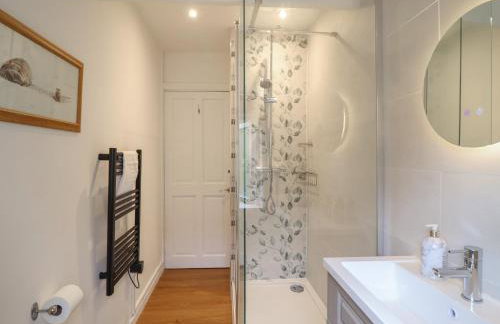 Riverside Cottage - Photo 16