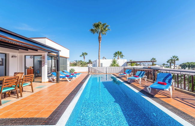 Puerta de Hierro - Photo 20