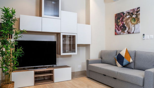 Serene 1-bedroom With Pool View - Foto 2, Habitación