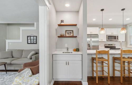 Cozy Urban Farmhouse 3bd1andhalfbth - Foto 7