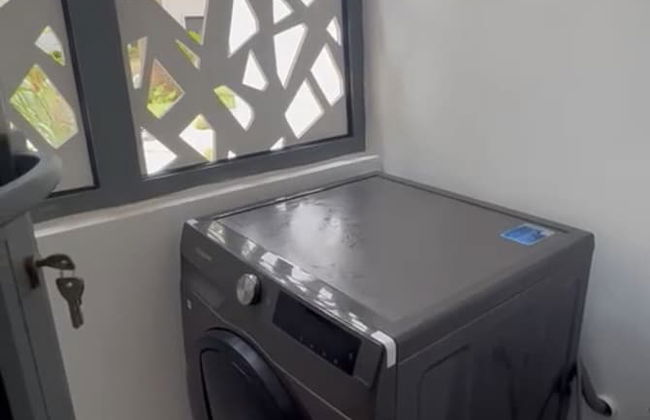 2 Bed Apartment - Balcony, Parking, Wifi - Photo 15