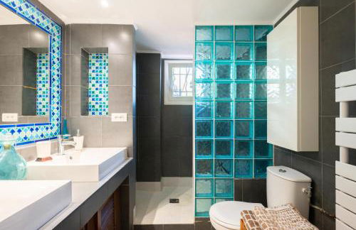 Appartement de caractère Le Camélia, 56m², dans propriété au calme avec piscine by le Mas de Louise et Sacha - Foto 13