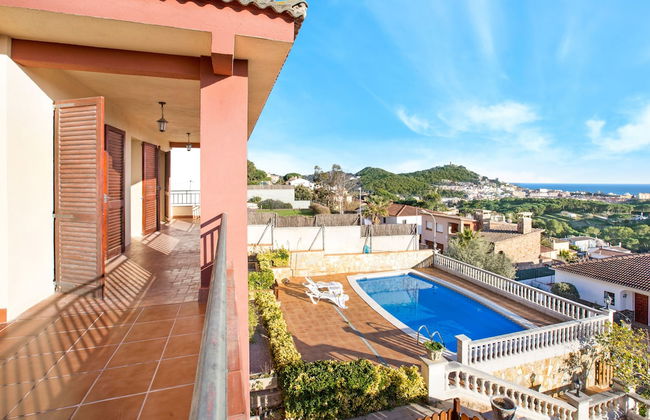 Villa Maer - Photo 20