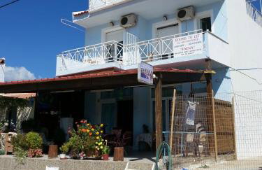 Elena Studios - Photo 3