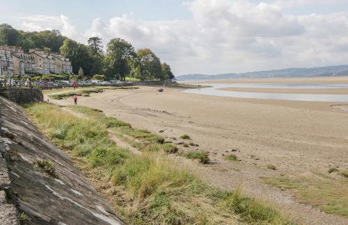 Coach House - Photo 38